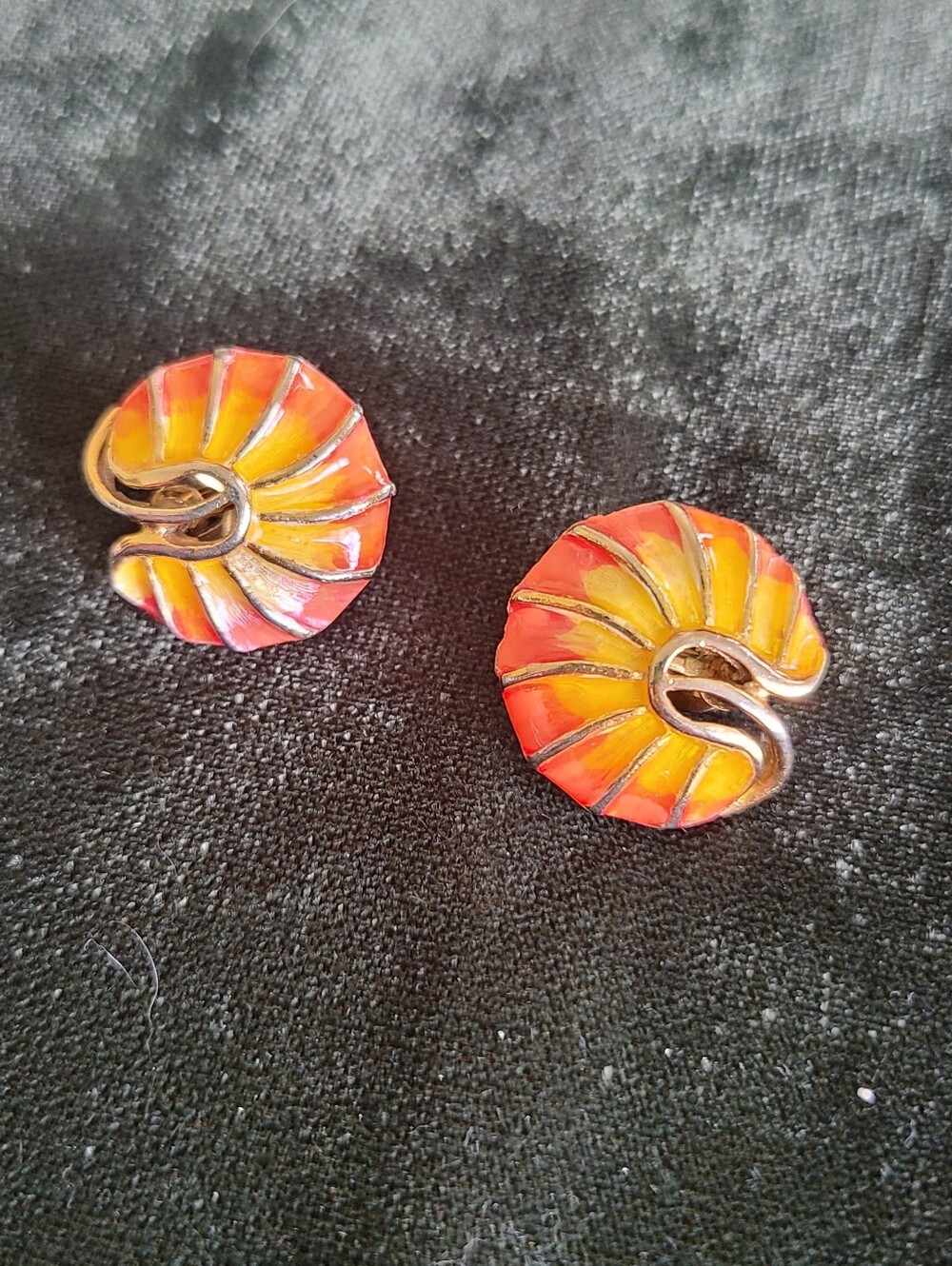 Vintage Sunburst Enamel Clip-On Earrings in Orange and Yellow